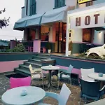 Hotel Azzurra 3*