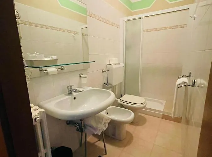Hotel Azzurra 3*