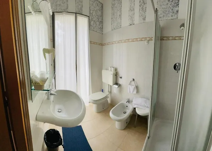 Azzurra Сальсомаджоре-Терме