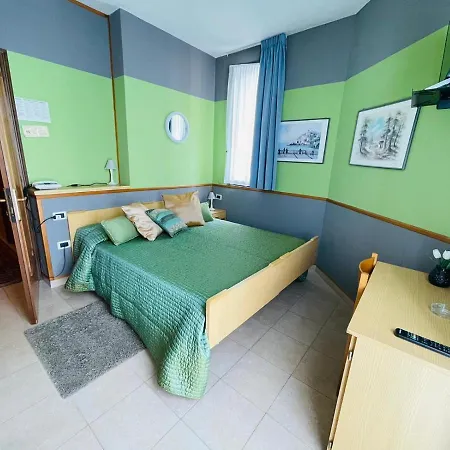 Azzurra Hotel 3*