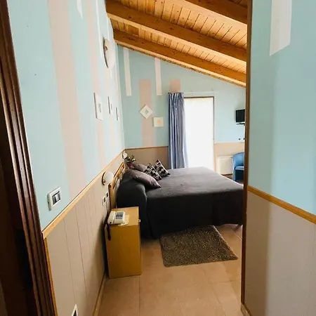 Hotel Azzurra 3*