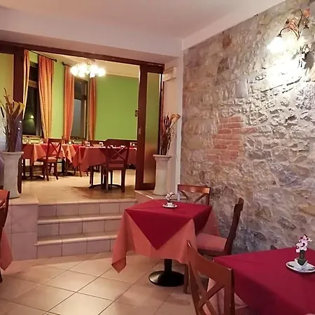 Azzurra Hotel 3*