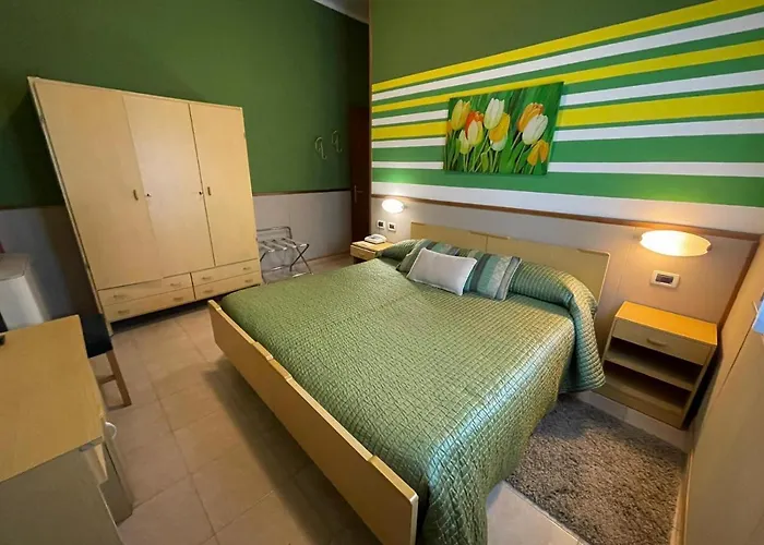 Hotel Azzurra 3*