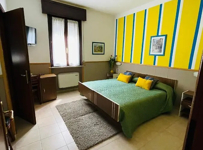 Hotel Azzurra 3*